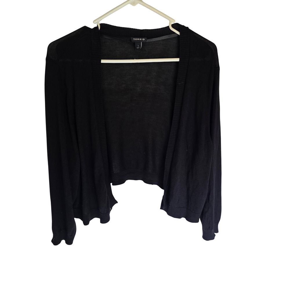 Torrid Womens Black Open Front Cropped Cardigan Shrug Long Sleeve Size 1 Plus